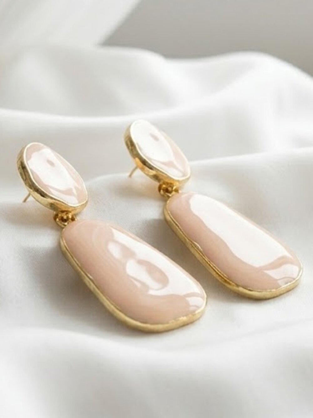Pink Ladies Fashionable Dangle Earrings